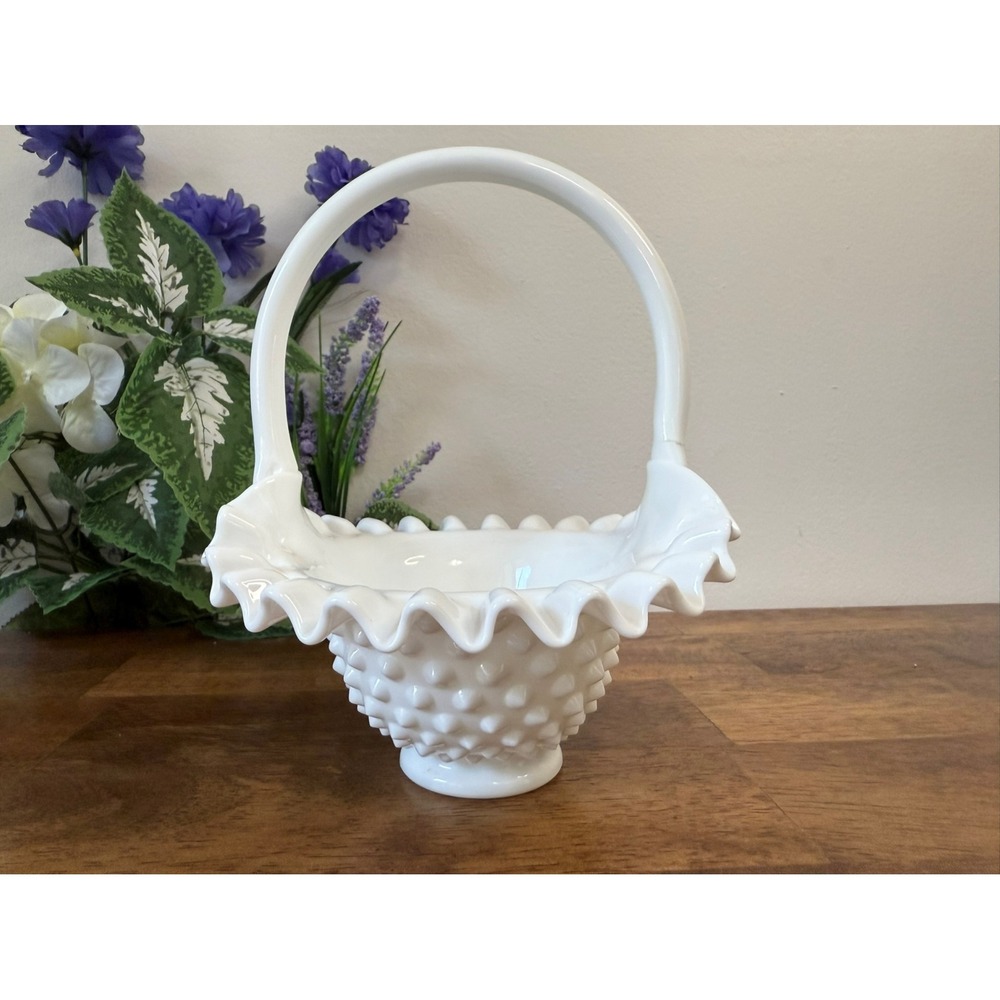 Vintage Milk Glass‎ Hobnail Basket Ruffled Edge Handle White Wedding Centrepiece